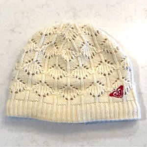 IN SEARCH OF POST NOT FOR SALE ROXY  2000s beanie